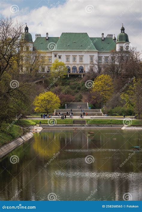 Ujazdow Castle In Warsaw Poland Editorial Image Image Of City Canal