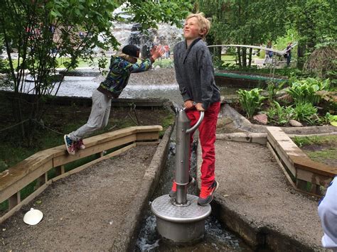 Tom Tits Experiment Stiliom Park Lekutrustning