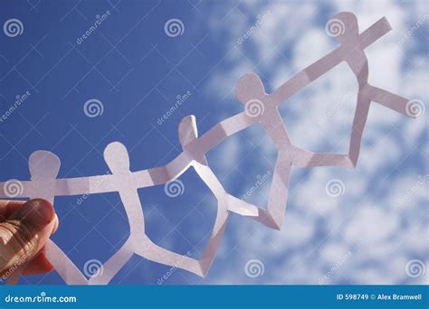 Paper People Chain Royalty Free Stock Images - Image: 598749