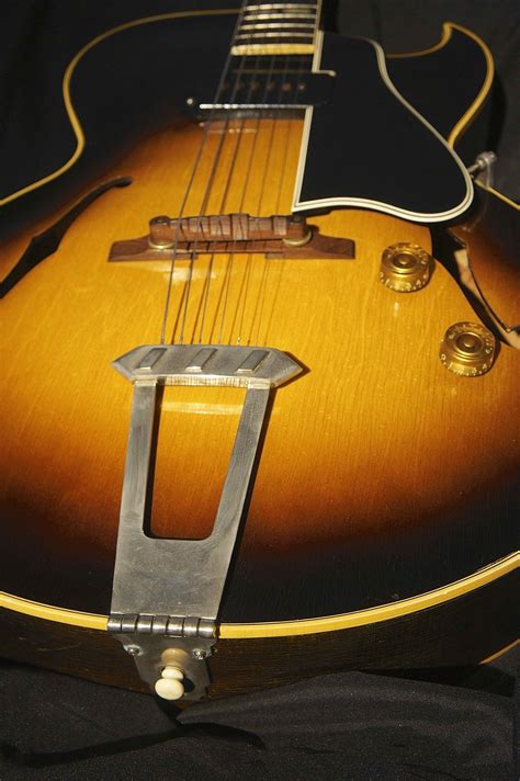 Gibson, ES-175, 1955 | Tune Your Sound