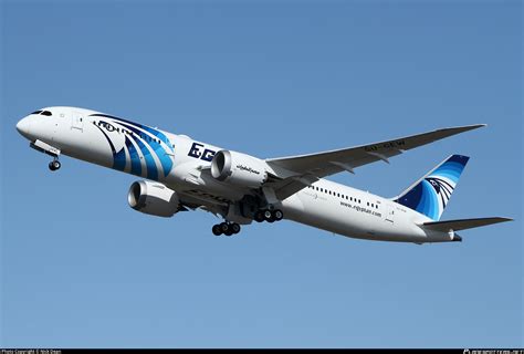 SU GEW EgyptAir Boeing 787 9 Dreamliner Photo By Nick Dean ID 982123