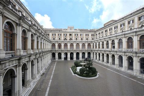 Palazzo Delle Finanze Sede Del Ministero Dell Economia E Delle Finanze