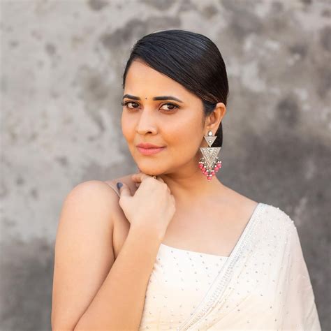 Anasuya Bharadwaj Sizzling Photoshoot Viral