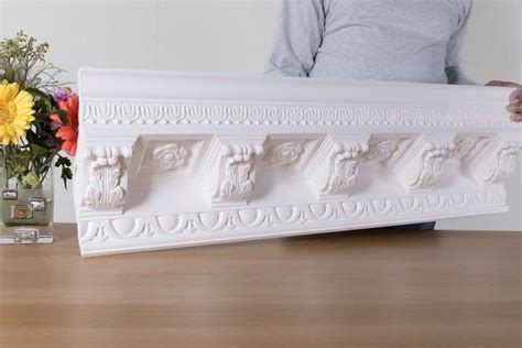 Pc Large Modillion Cornices Centre