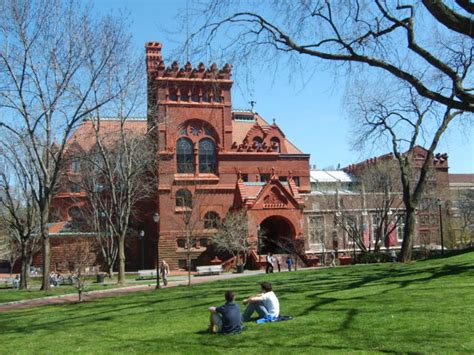 Penn State vs UPenn: Which One is IVY League University?