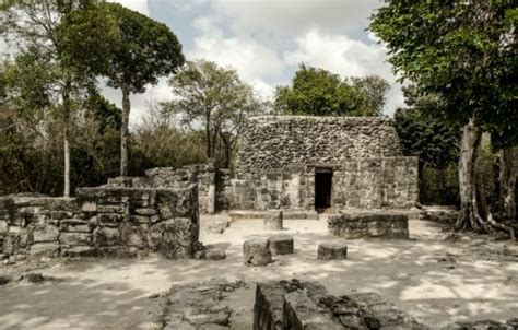 Español Conoce la Zona arqueológica San Gervasio en Cozumel Mayan