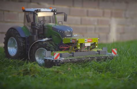 Banane Erweiterung Regul R Rc Traktor Mit Echtem M Hwerk Brunnen Katze