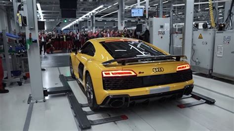 Audi Bids Farewell To R8 S Last Ever Unit Rolls Off Production Line