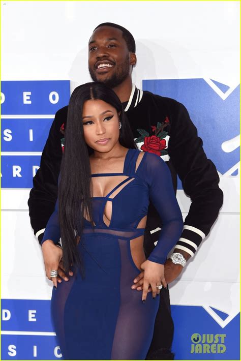 Nicki Minaj And Meek Mill Split She Confirms On Twitter Photo 3837040