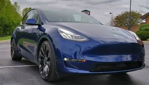 问界m5 Ev和特斯拉model Y，究竟哪个性价比高？ 知乎