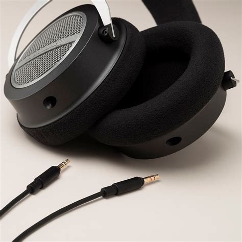 Beyerdynamic Amiron Home Tesla Headphones Vsystem