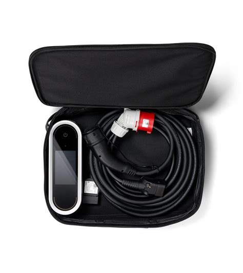Porsche Mobile Charger Connect | PORSCHE SHOP