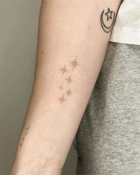 Sensational Star Tattoo Ideas For Men Women In