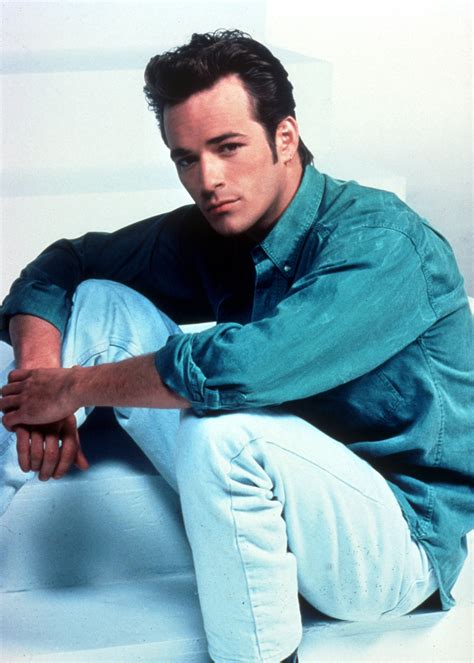 Luke Perry Dead: 'Riverdale', 'Beverly Hills, 90210' Star Was 52