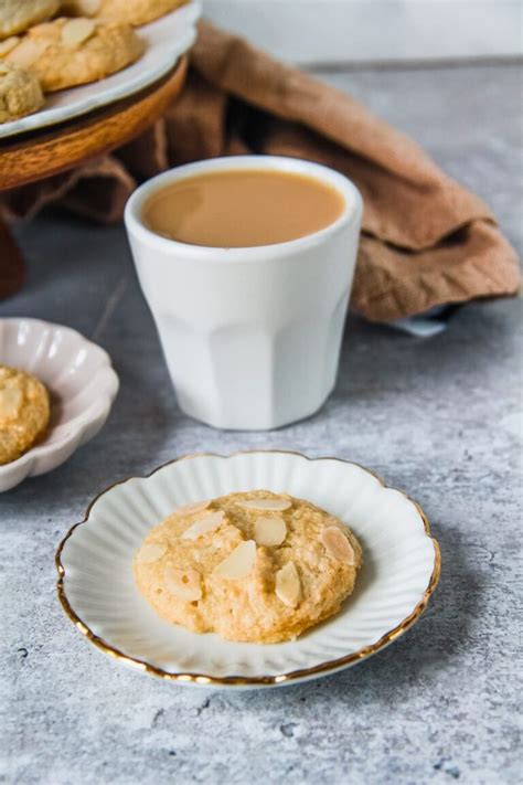 Easy Almond Macaroon Recipe