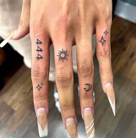 Discover 82 444 Hand Tattoo Latest Vn