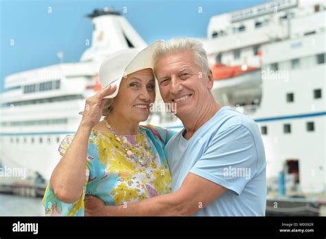 happy elderly couple Stock Photo - Alamy