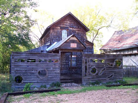 Houses Made From Trash Sustainable Homes Built From Recycled Materials