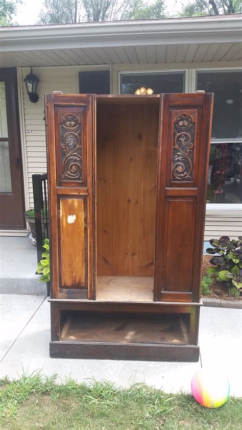 Armoire Wardrobe Instappraisal