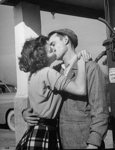 Old Fashion Kissing Couples