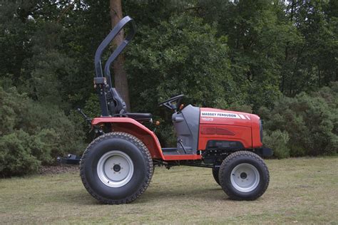 MF 1500 | 19.5 – 32 PS – Landmaschinen Sommer