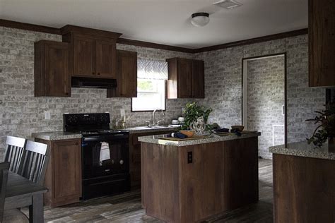 Jet 3 Bed2 Bath 1244 Sq Ft West Gate Home Center