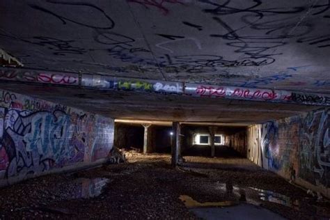 People Living In The Underground Tunnels Of Las Vegas 16 Pics 1