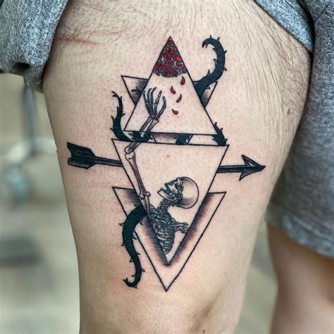 Amazing Triangle Tattoo Designs You Need To See Triangle Tattoo