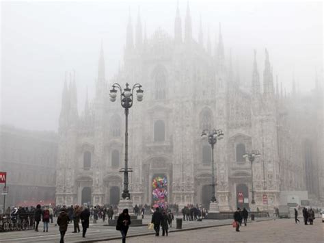 Previsioni meteo lunedì 20 febbraio a Milano e in Lombardia nuvole e