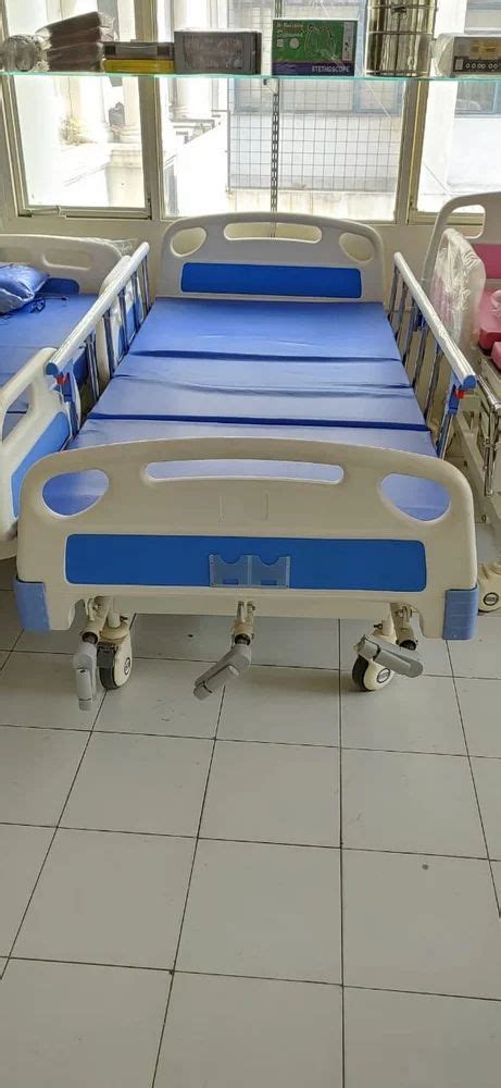 Three Function Electric Hospital Bed For Rent At Rs 7000 Month