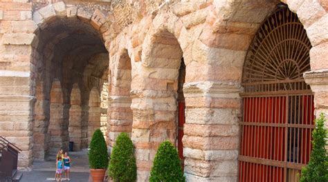 Verona Arena in Verona City Centre | Expedia.co.uk