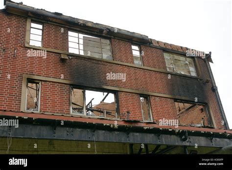 Derelict Commercial Building Stock Photo Alamy