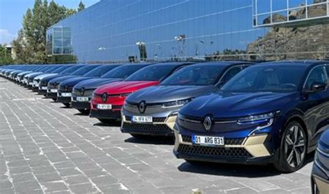 Yeni Megane E Tech 100 Elektrikli Vanda Eşsiz Bir Lansmanla