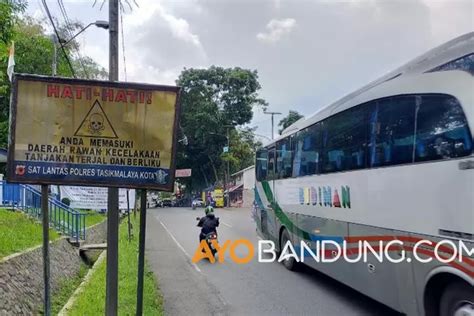 Gentong Jalur Tengkorak Rawan Kecelakaan Dan Longsor Ayo Bandung