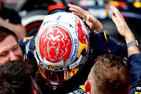 Verstappen supera marca de Hamilton vitória no GP de Ímola