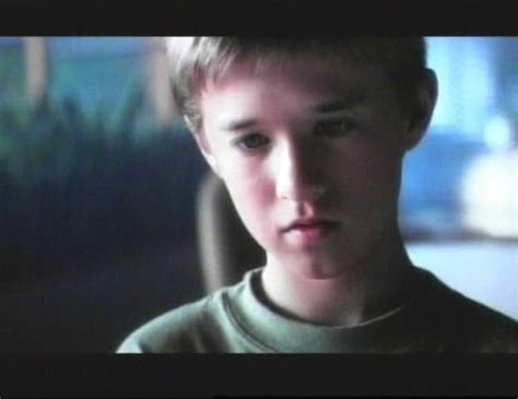 Picture of Haley Joel Osment in A.I. Artificial Intelligence - hjo-ai ...