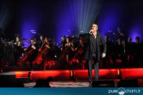 Julien Clerc en concert au Palais des Congrès Paris photos