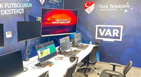 Adana Demirspor Fenerbahçe maçının yabancı VAR hakemi açıklandı beIN