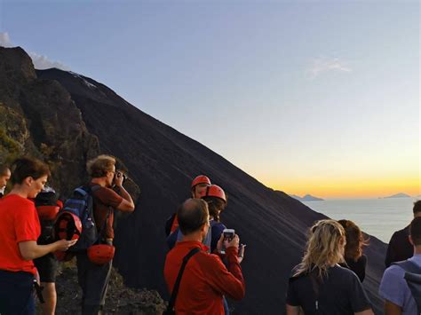 Escursione Stromboli By Night Tramonto Sulla Sciara Del Fuoco