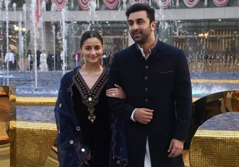 Alia Bhatt Ranbir Kapoor Twin With Daughter Raha Kapoor On Her First