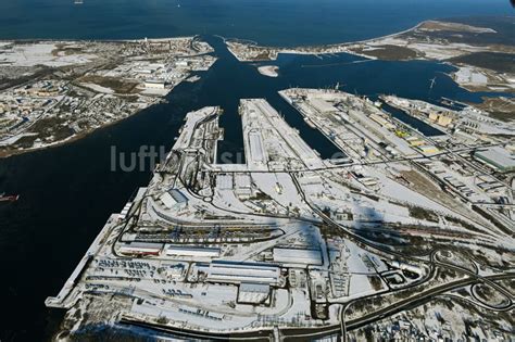 Luftaufnahme Rostock Winterluftbild Hafenanlagen Des Seehafen In