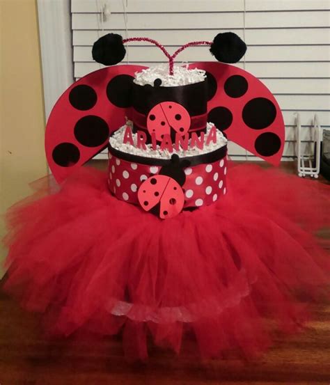 Ladybug Diaper Cake Great Centerpiece For A Baby Shower Ladybug Baby