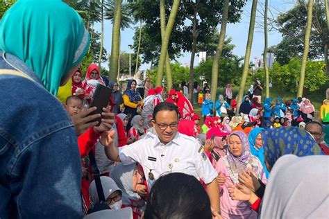 Dengan Mengucap Bismillah Anies Resmikan 100 Taman Di Jakarta