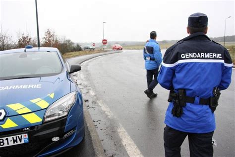 Une Course Poursuite Dans Le Centre Ville De Pontivy Le Soir Du