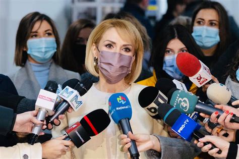 Gabriela Firea Ntrebat Dac Psd L Mai Sus Ine Pe Daniel Tudorache