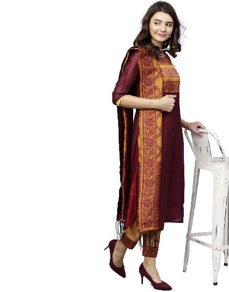 Women Maroon And Mustard Solid Straight Chanderi Kurta With Pant