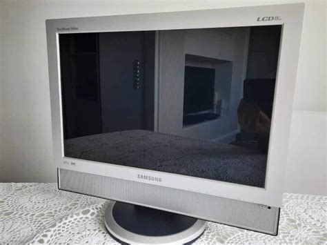 Monitor Samsung Lcd Model Mg Cali Warszawa Targ Wek Olx Pl