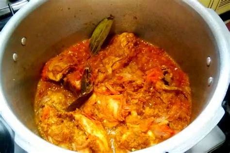 Easy Chicken Biryani In Pressure Cooker Yummy Ashas Kitchen