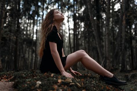 Wallpaper Model Brunette Long Hair Black Dress Sitting Side View Looking Up Profile