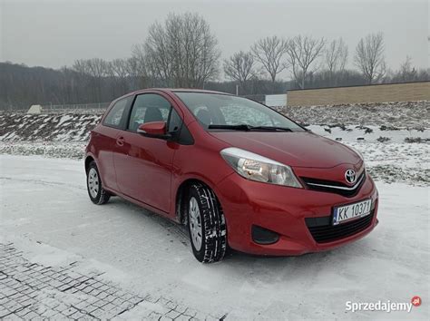 Toyota Yaris Benzyna Automat Niski Przebieg Krak W Sprzedajemy Pl